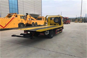 三门非事故拖车